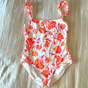 Vineyard Vines Flutter Sleeve Swimsuit